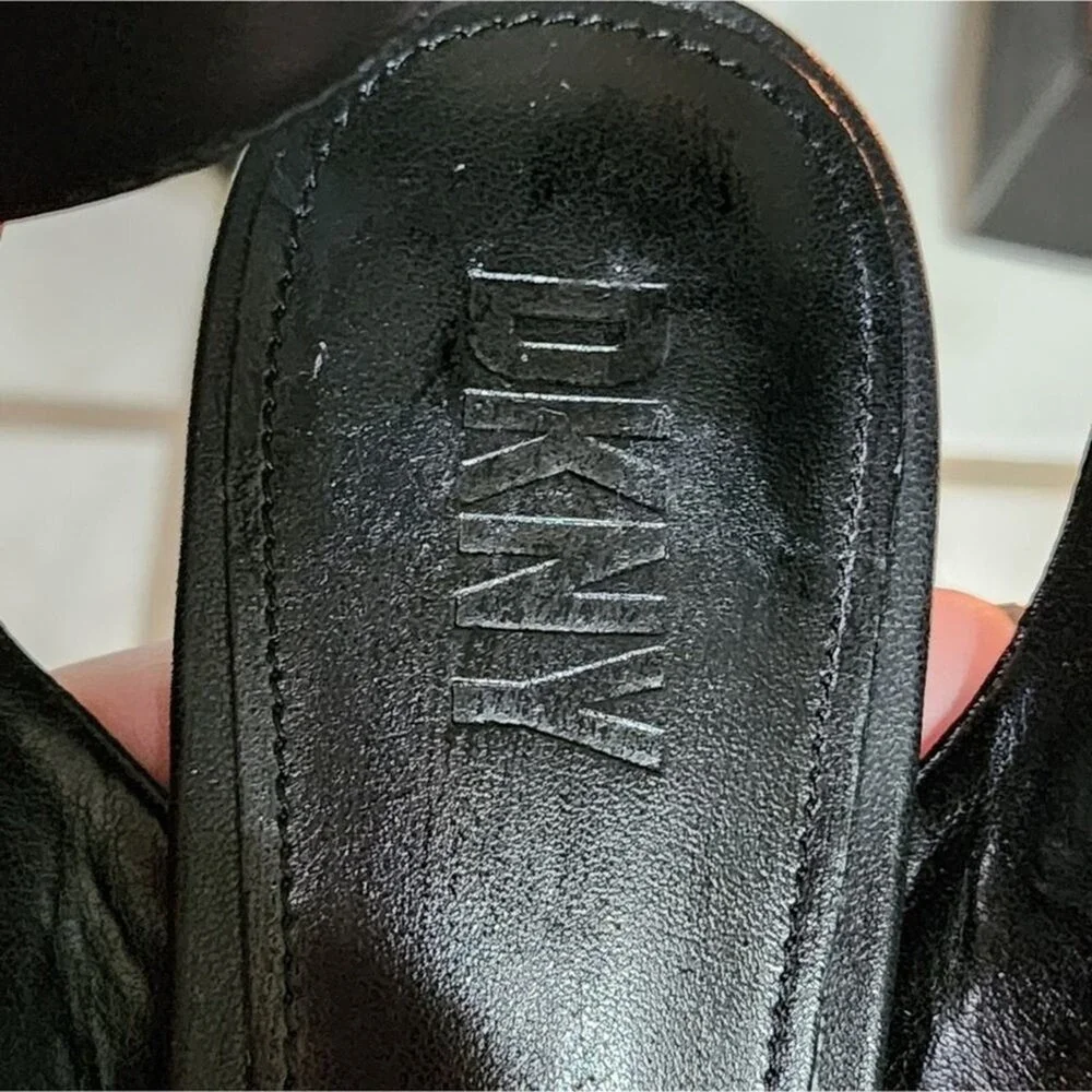 DKNY Black Leather Ankle Strap Platform‎ Block Heel Pumps Dress Shoes Size 8 New